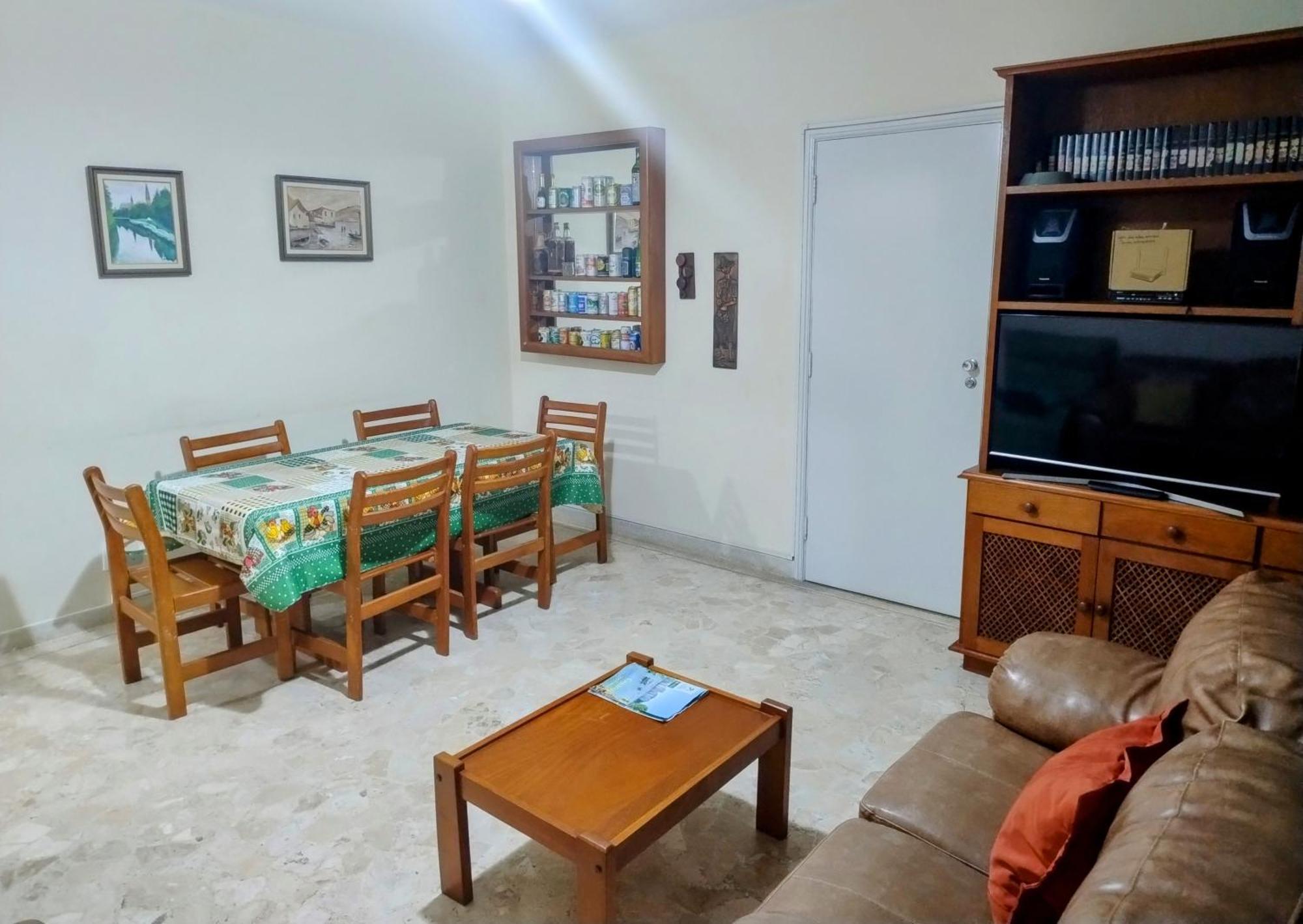 Apartamento Edificio Arpoador